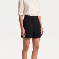 Bermuda Riviera Tiro Alto | Pantalón Corto Elegante | Negro Clásico