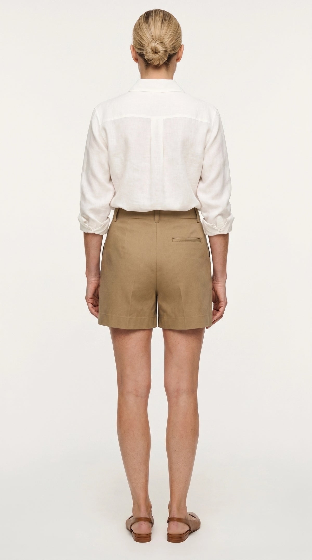 Bermuda Riviera Tiro Alto | Pantalón Corto Elegante | Arena Khaki