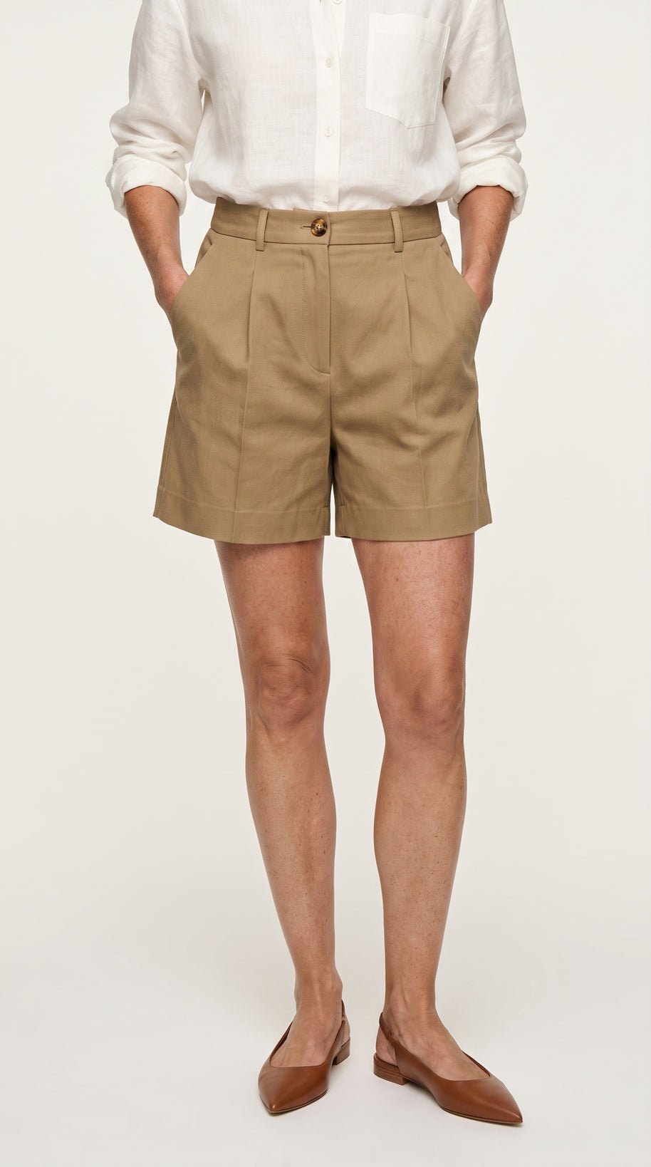 Bermuda Riviera Tiro Alto | Pantalón Corto Elegante | Arena Khaki