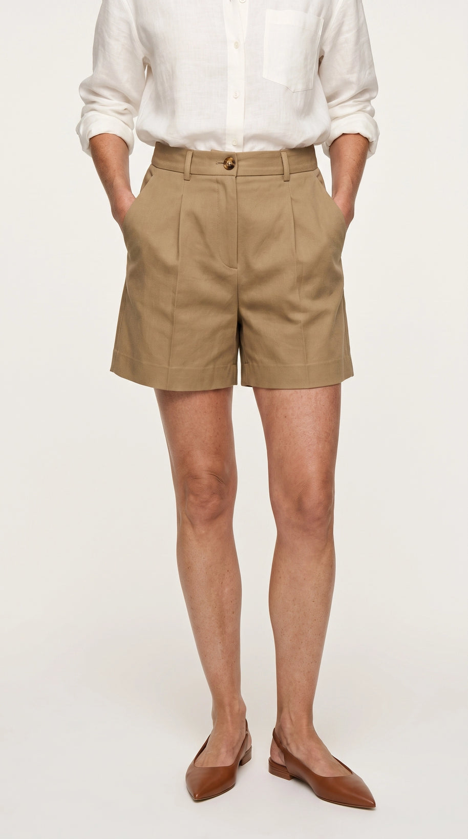 Bermuda Riviera Tiro Alto | Pantalón Corto Elegante | Arena Khaki