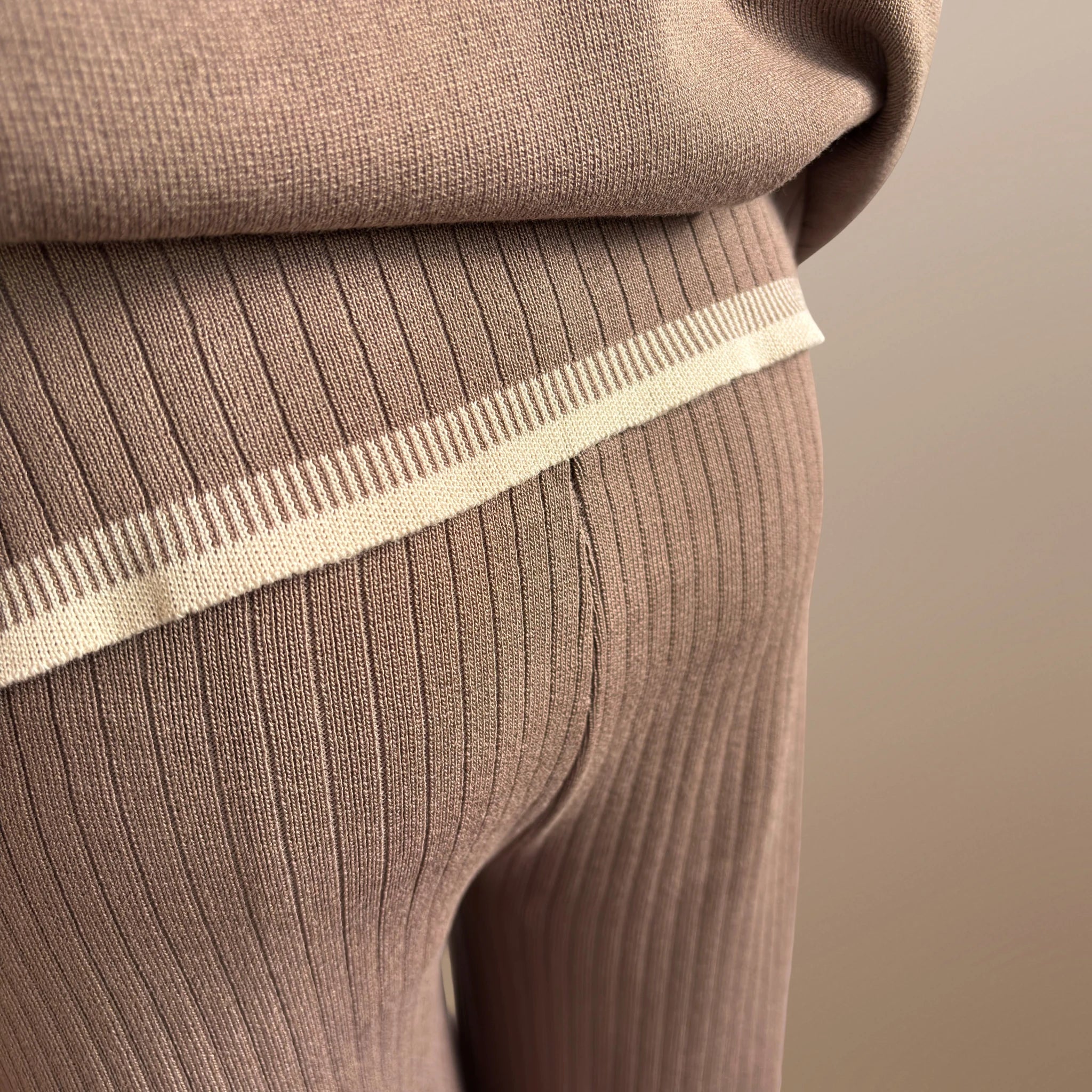 CONJUNTO DE PUNTO SERENA TAUPE