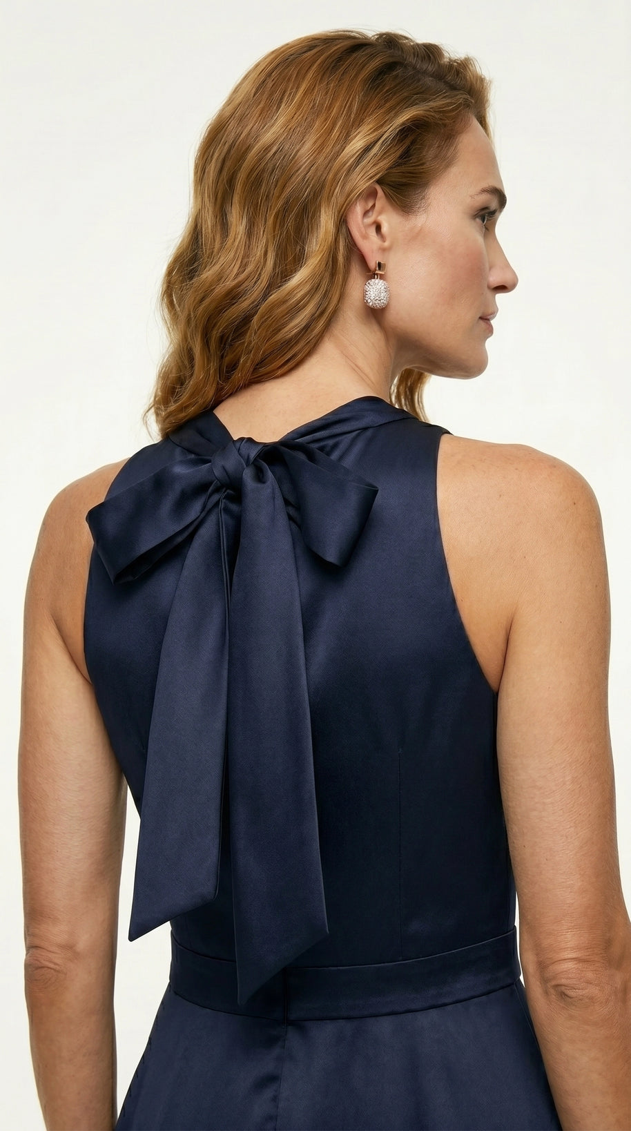 VESTIDO MIDI DE CETIM AZUL MARINHO SAFIRA COM LAÇO NAS COSTAS