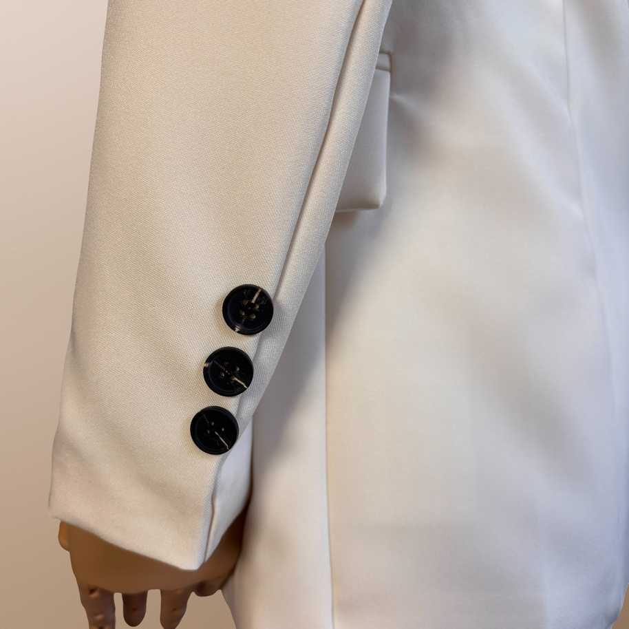 BLAZER SASTRE ÉLISE BEIGE CREMA