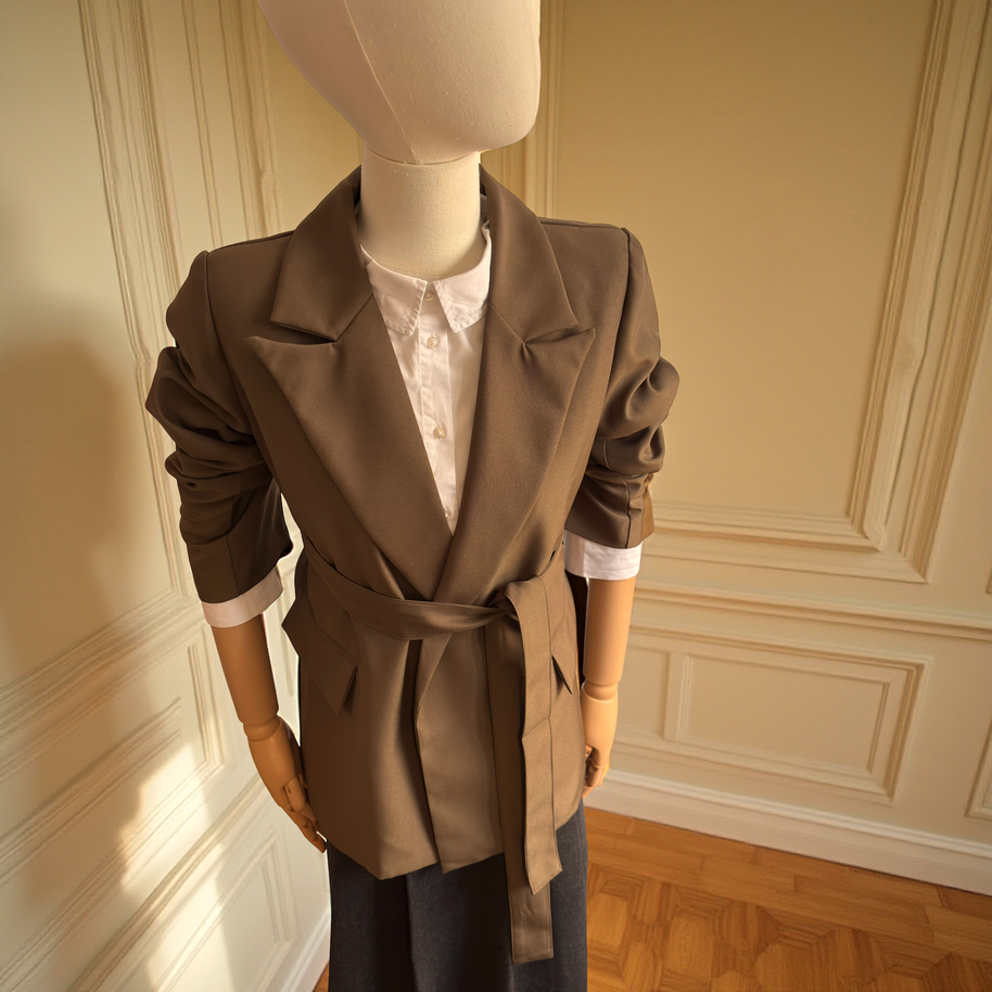 BLAZER CON CINTURÓN VERONA CAFÉ MOCA