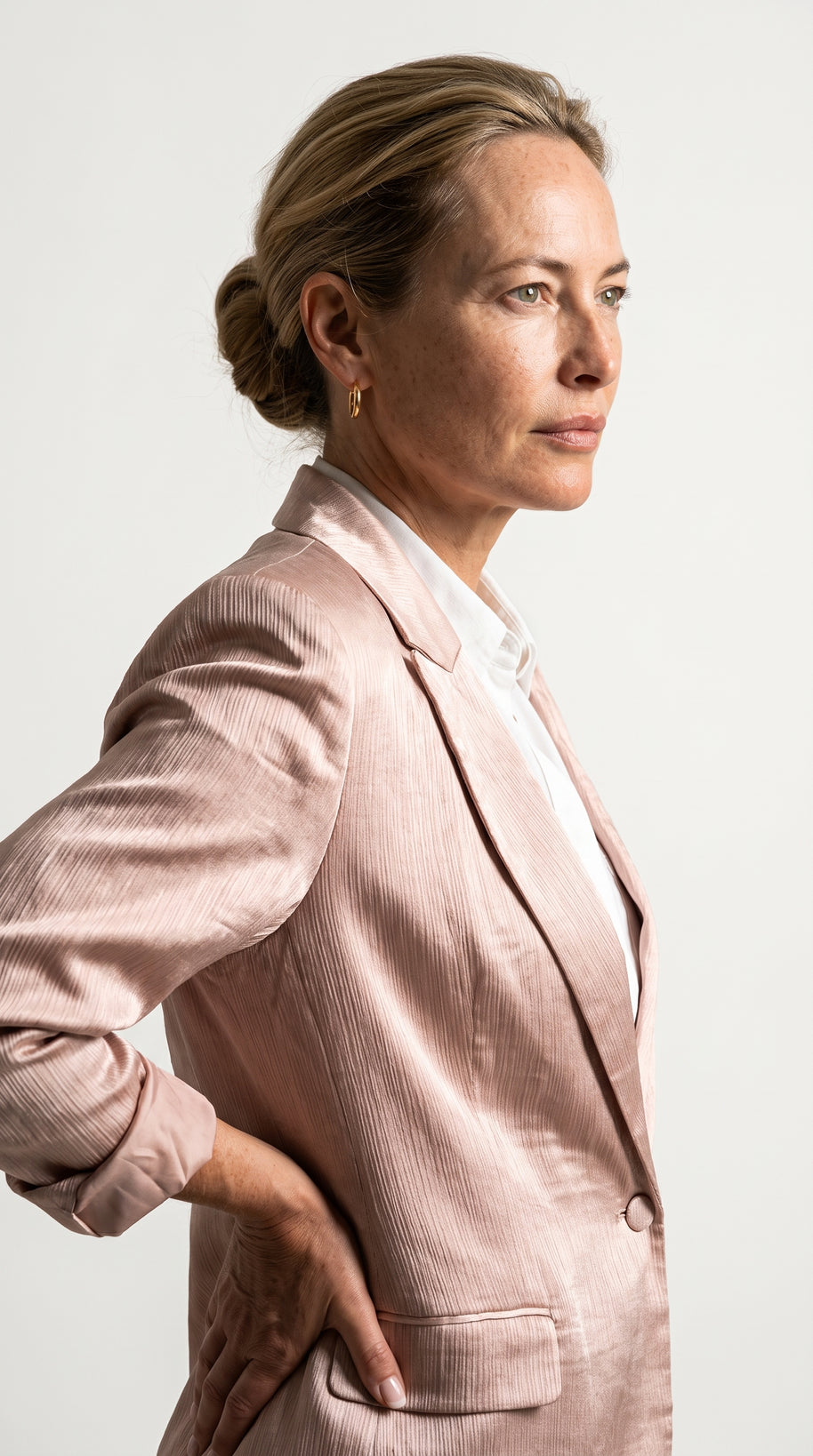 Blazer Cinderella | Sastrería Oversize y Hombro Escultural en Satén Texturizado Mate | Champagne Rose