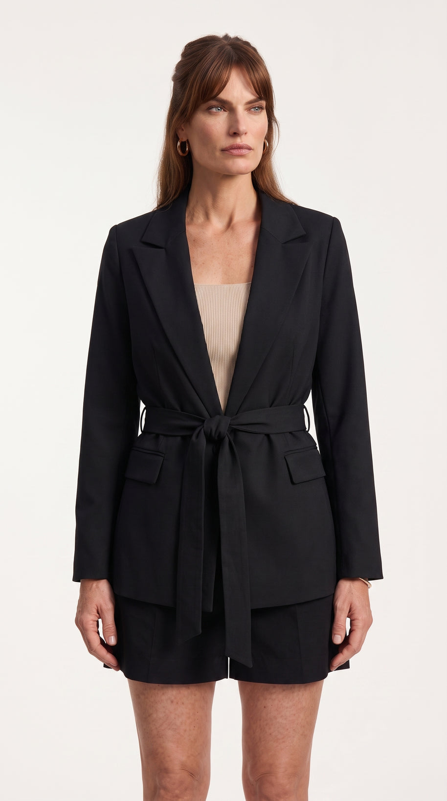 Blazer Verona | Sastrería Fluida con Cinturón Anatómico | Negro Clásico