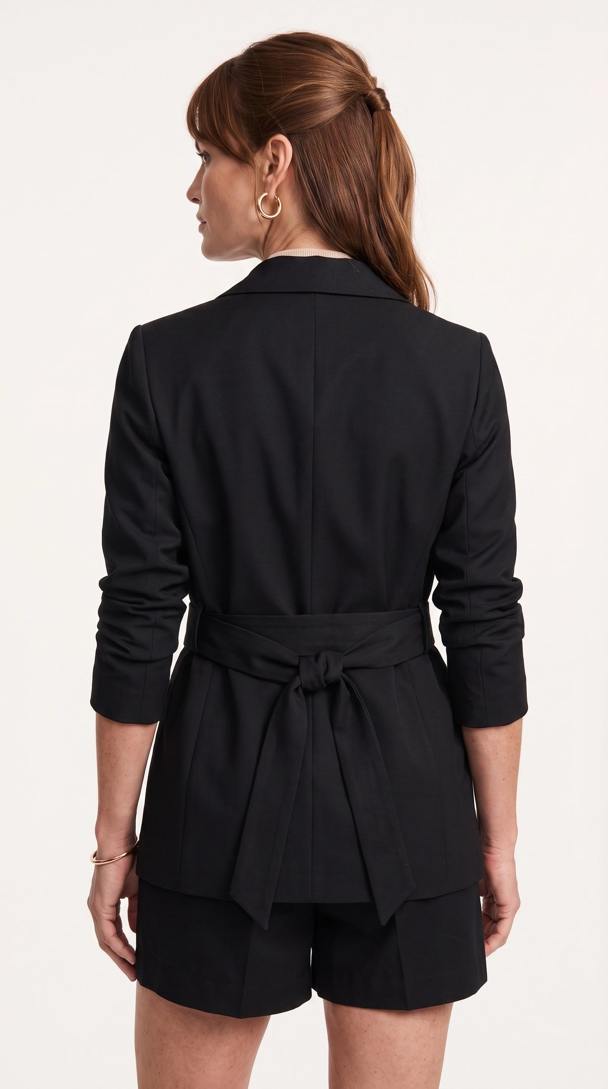 Blazer Verona | Sastrería Fluida con Cinturón Anatómico | Negro Clásico