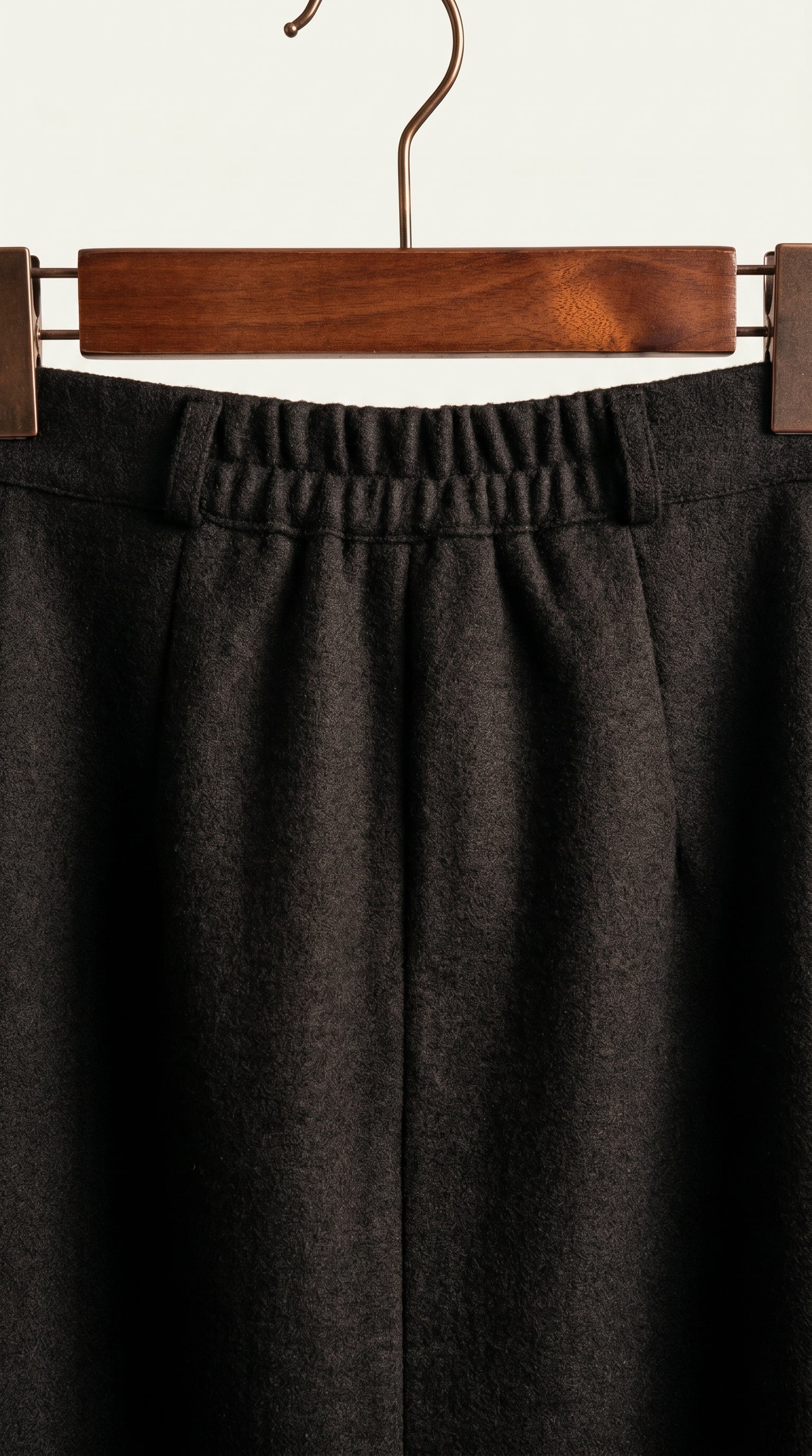 Falda midi Aristea | Negro Clásico